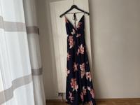 Sommerkleid mit Blumen, rückenfrei Bayern - Erding Vorschau