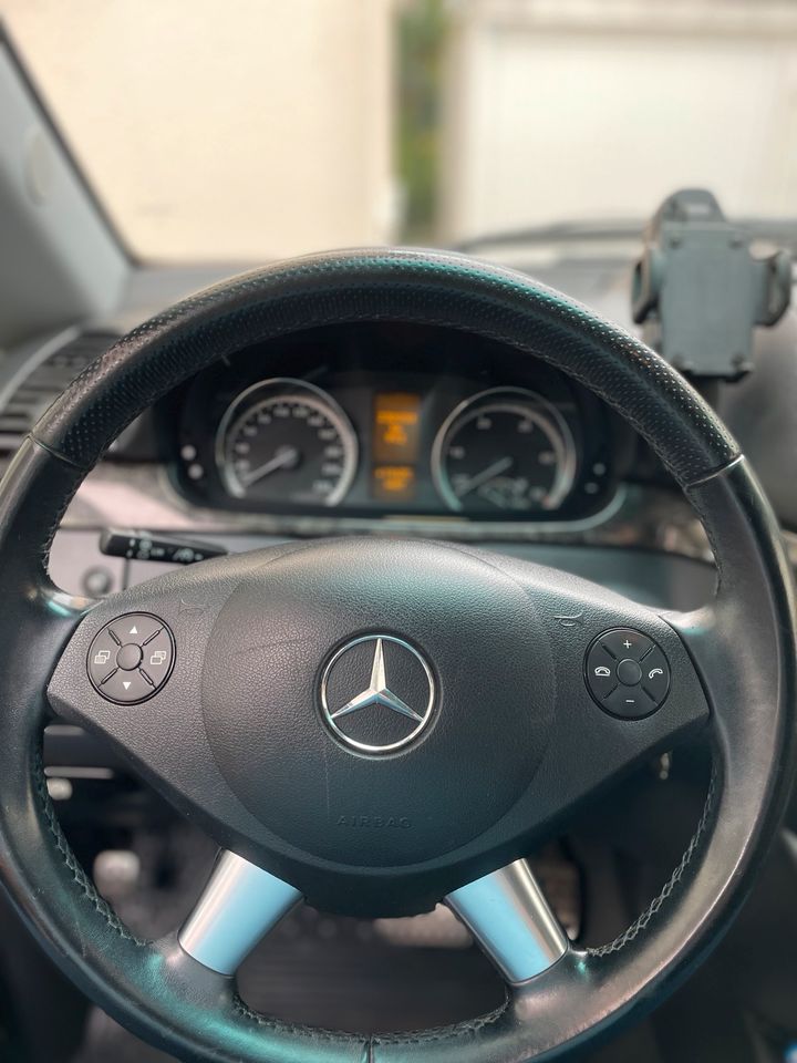 Mercedes Benz Viano 3.0 Kompakt in Lindenberg im Allgäu