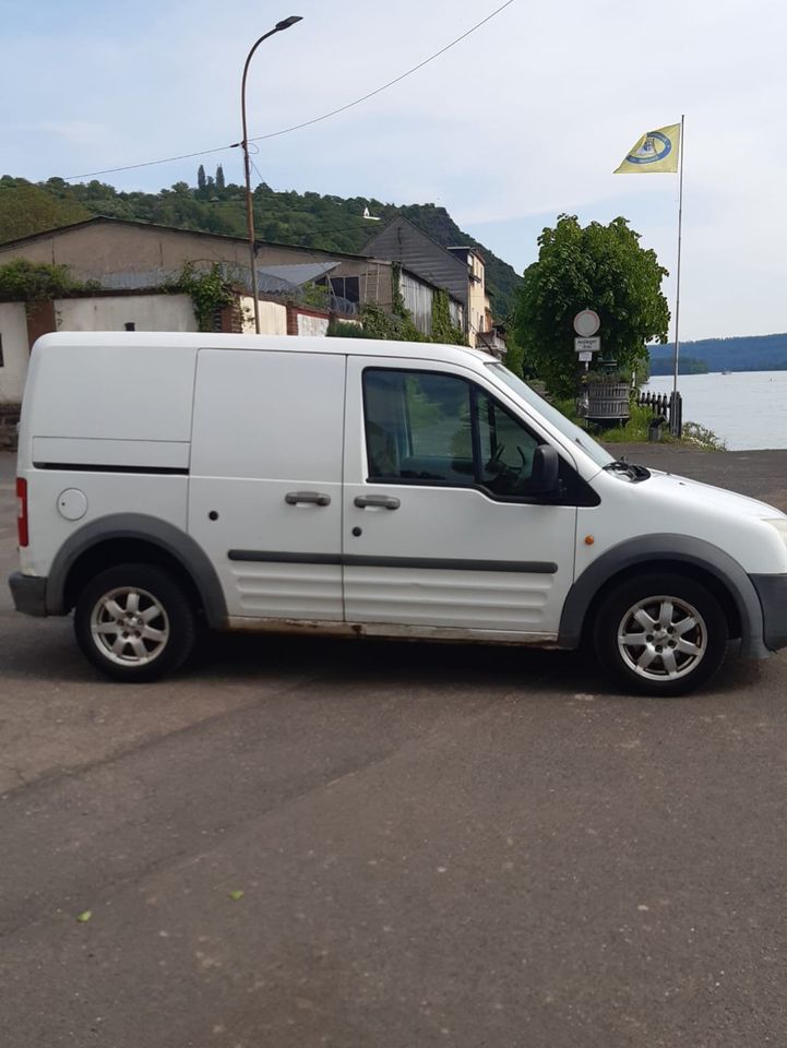 Ford Transit / Tourneo Connect in Rheinbrohl