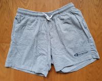 Schöne kurze Sporthose Laufhose von CHAMPION Gr. 164 Schleswig-Holstein - Kiel Vorschau