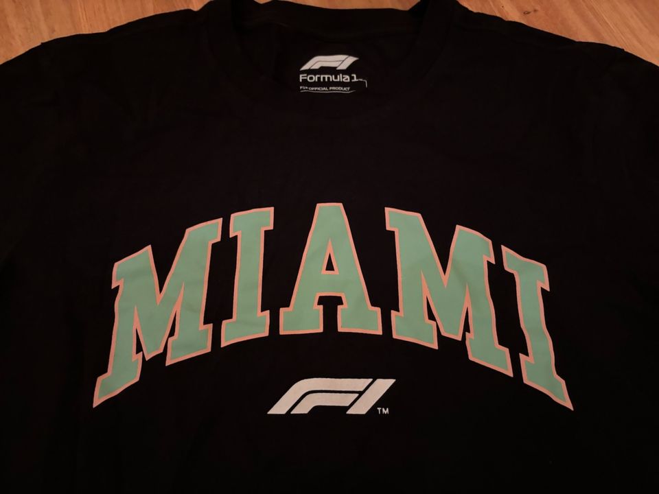 F1 Miami Grand Prix Tshirt Größe M in Groß-Umstadt