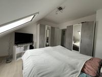 Investitionsmöglichkeit: Vermietete 3-Zimmer-Wohnung mit Balkon, Gartenanteil und Garage Bayern - Rödental Vorschau