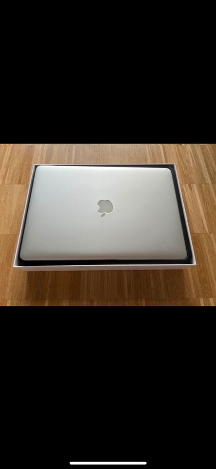 MacBook Pro (15 Zoll, Mid 2012) 8GB RAM 256GB SSD mit OVP in Bruchsal