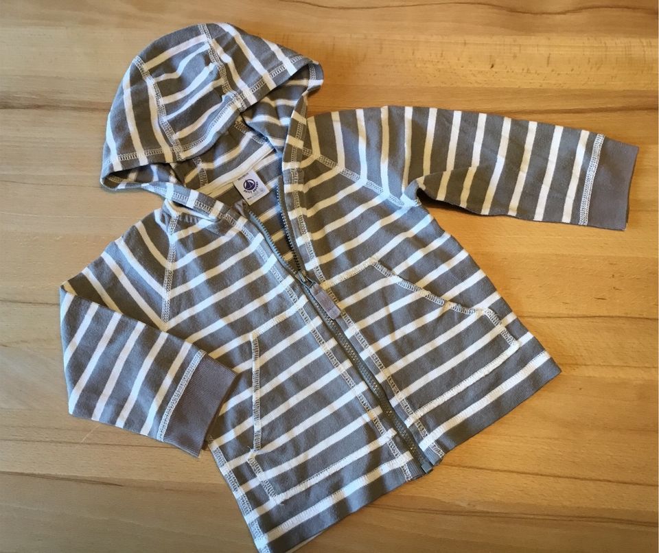 Petit bateau Kapuzenjacke Strickjacke Gr. 80 in Hamburg