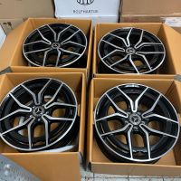 OEM Mercedes AMG Felgen Satz 19-Zoll A2064016600+6700 W206 neu München - Au-Haidhausen Vorschau