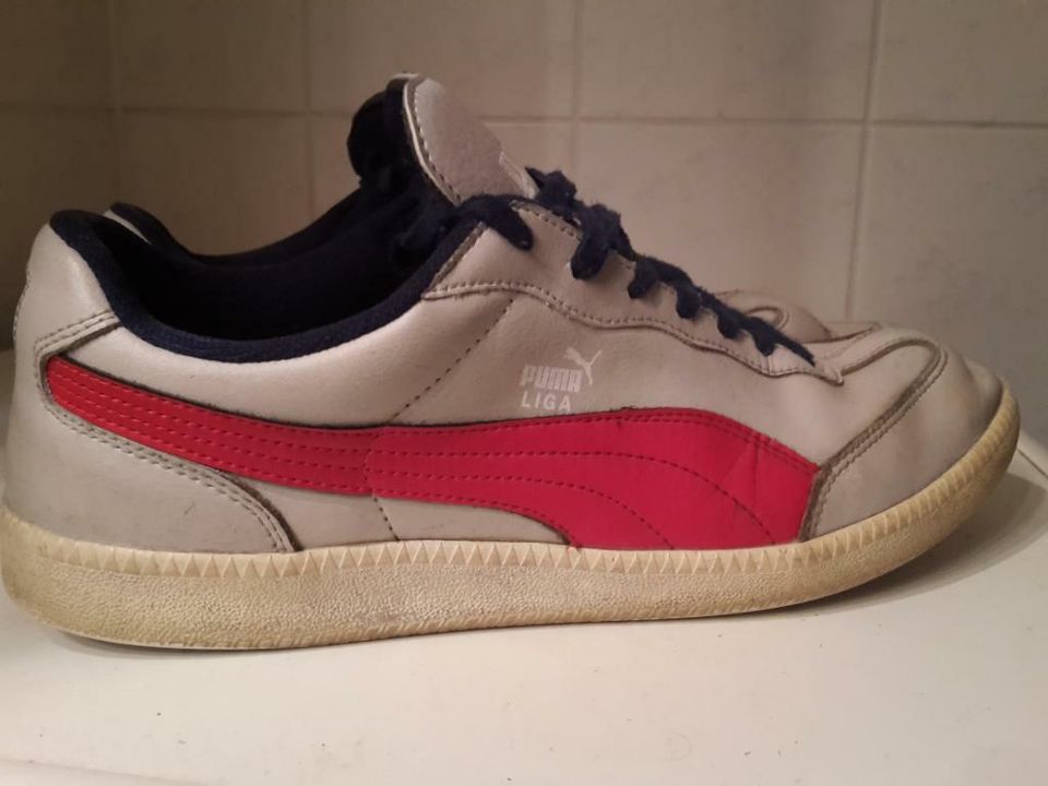 Puma Liga, Sneaker, Gr. 45, grau-rot in Köln