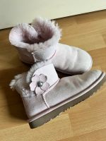 Ugg mini Bailey Button Poppy Gr.34 Lammfell Boots Düsseldorf - Lichtenbroich Vorschau