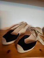 Keilabsatz Sandalen Gr. 39 NEU Hessen - Fulda Vorschau