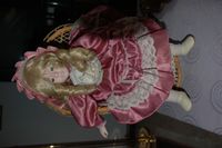 Puppe - ca. 40 Jahre alt - tadelloser Zustand - mit Korbstuhl Bayern - Kolbermoor Vorschau