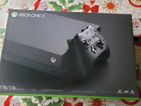 Xbox One X 1TB Konsole plus Controller Brandenburg - Eggersdorf Vorschau