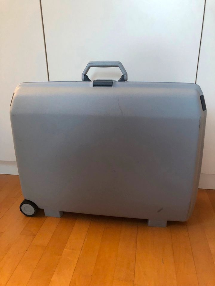 Samsonite Koffer in Bestensee