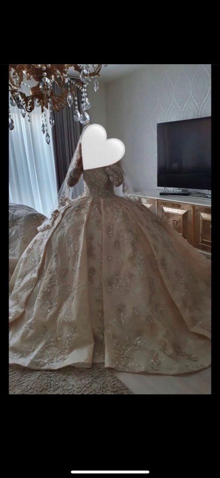 Brautkleid/ Cinderellakleid in Berlin