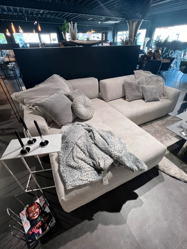 Couch Sofa Neu Cord Eckcouch konfigurieren verschiedene Farben in Jülich