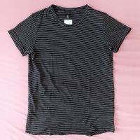 H&M T-Shirt gestreift schwarz/weiß Mitte - Gesundbrunnen Vorschau