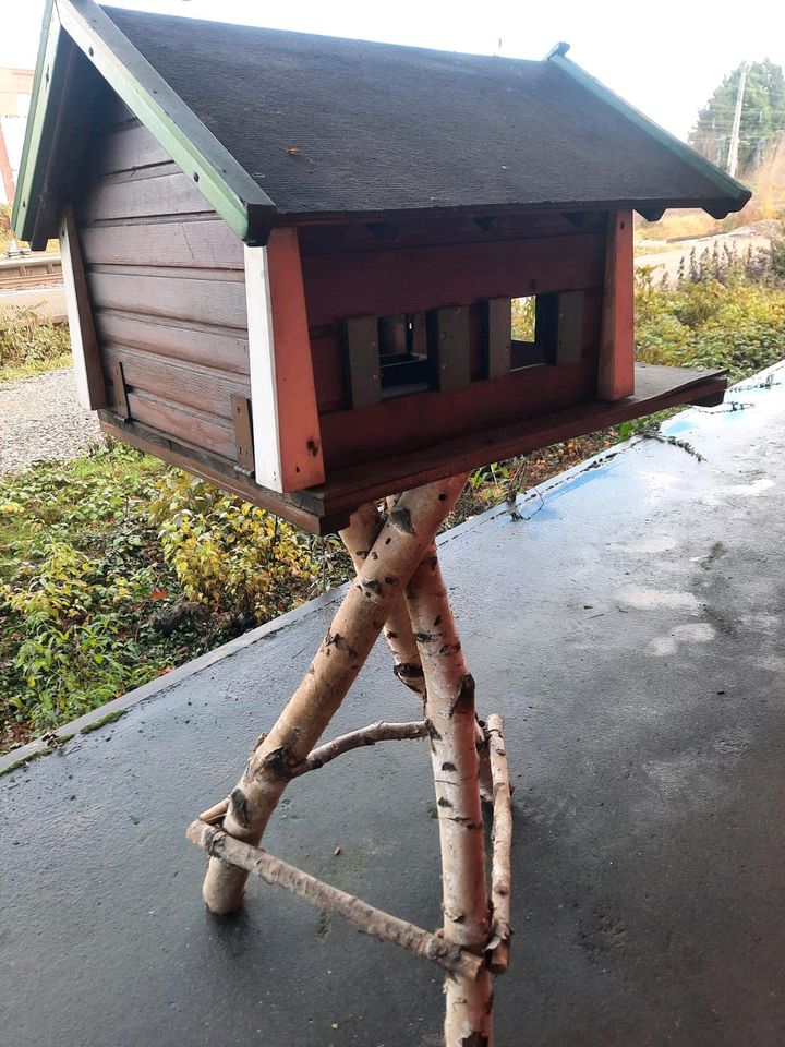 Vogelhaus Gartendeko Dekoration Alt Holz in Groß-Gerau