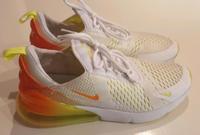 Nike Air Max 270 Gr. 44 Sneaker, Sportschuhe Baden-Württemberg - Kenzingen Vorschau