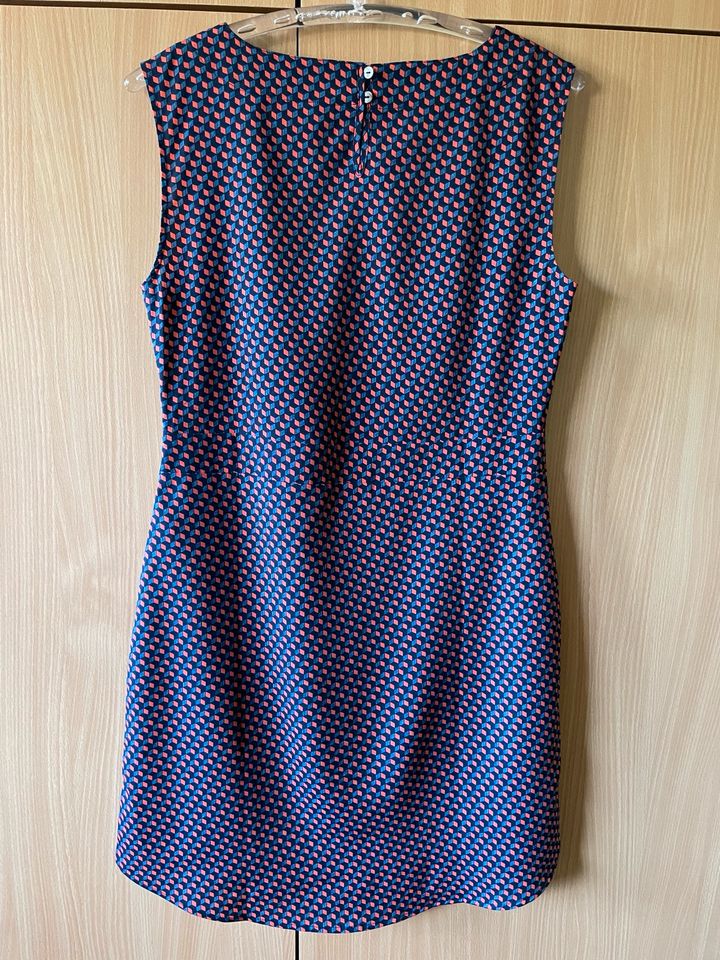 S.Oliver Kleid Sommer Gr. 38/M blau/rot gemustert -wie neu- in Idstein