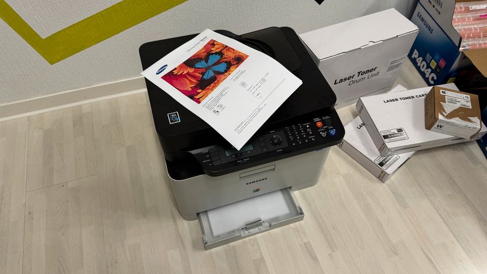 SAMSUNG Xpress SL-C480FW C 480 FW Laser Drucker Scanner Fax +Zub. in Laucha an der Unstrut