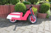 Kiddimoto Laufrad Vespa Roller Rot/weiß Nordrhein-Westfalen - Horn-Bad Meinberg Vorschau