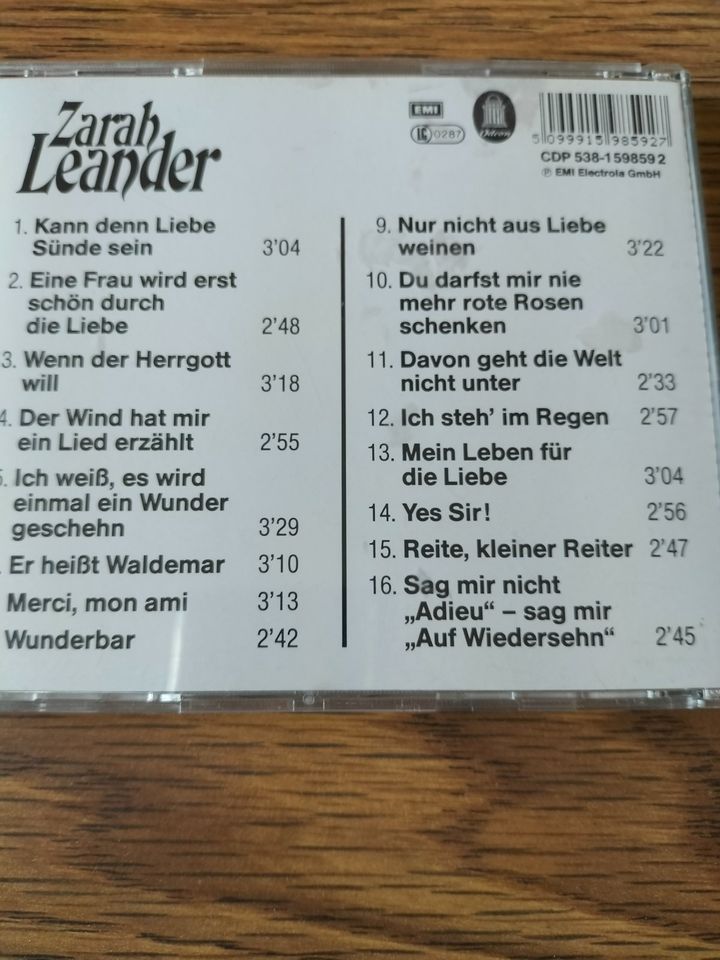 Vier verschiedene CD aus alten Zeiten in Berlin