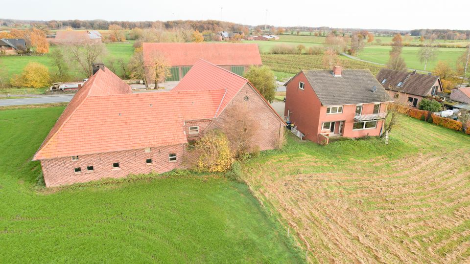 Landwirtschaftliches Anwesen mit großem Wohnhaus in Sendenhorst-Albersloh in Sendenhorst