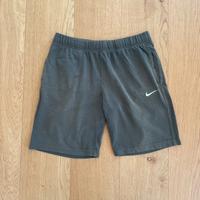 Shorts Hose Nike | Gr. M | guter Zustand! München - Maxvorstadt Vorschau