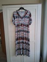 Kleid Midikleid Gr. 40/42 Neuwertig Aachen - Eilendorf Vorschau