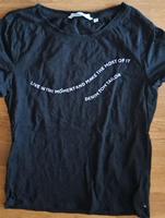 Schwarzes TShirt mit lila Schrift von Tom Tailor, Gr. S Bayern - Germering Vorschau