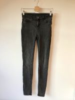 Amisu black Jeanshose schwarz Design Skinny Leg Hose Jeans 29 Bayern - Ustersbach Vorschau