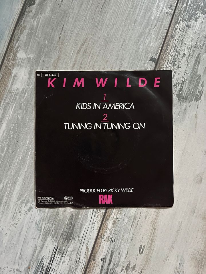 Schallplatte Singles Vinyl 7“   Kim Wilde Kids in America in Burglahr