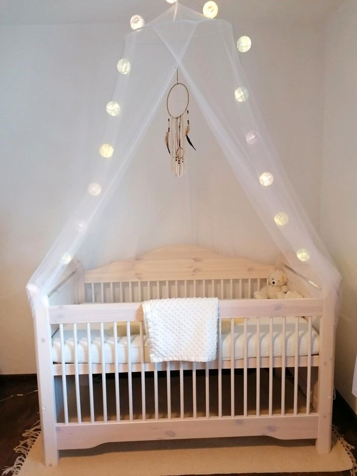 Wunderschönes Babybett Kinderbett Karlotta Lotta zu verkaufen in Garmisch-Partenkirchen