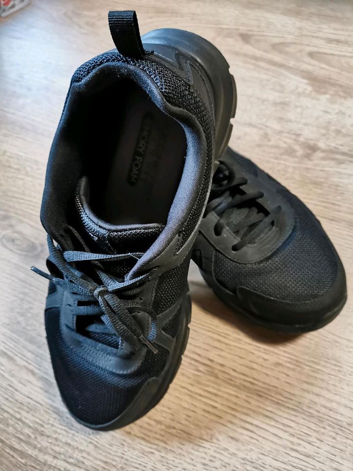 Sketchers Herren Sneaker Track Scolaric Gr.  46 in Ilsenburg (Harz)