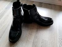 Tamaris Lack-Leder-Stiefeletten Niedersachsen - Osnabrück Vorschau