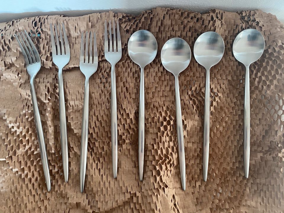 Westwing Cutlery rund matt silber matte shimmer silver 20 Stk. in Soest