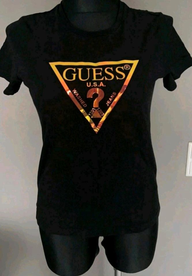 Guess Damen Shirt schwarz gr 36/38 Neuwertig in Spiesen-Elversberg