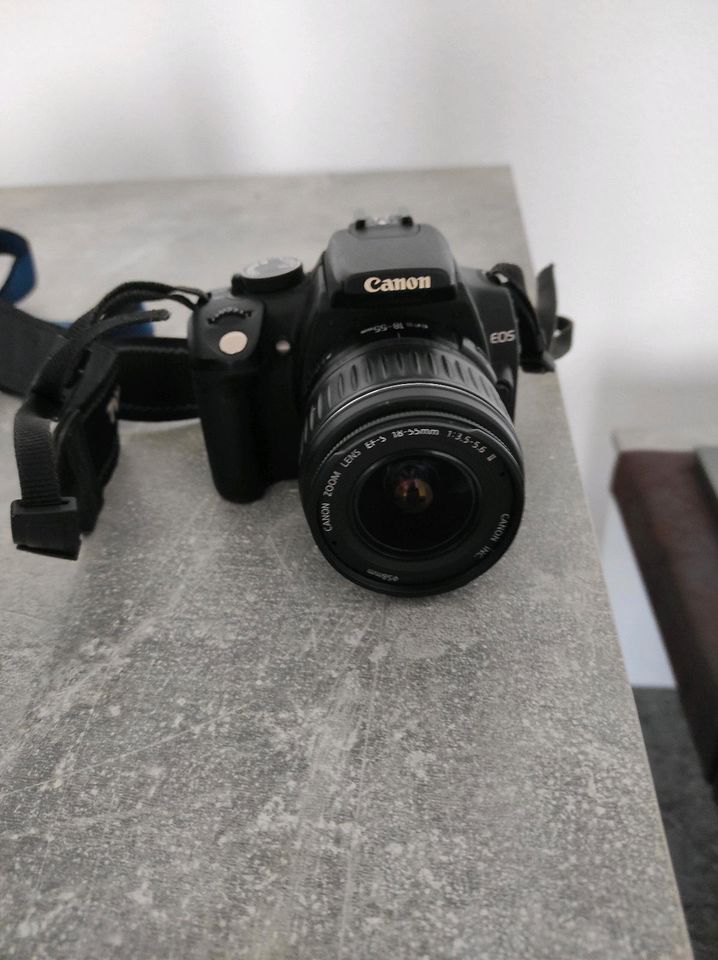 Verkaufe meine Canon EOS 350D mit Extra Objektiv Lens EF 75-300mm in Berlin