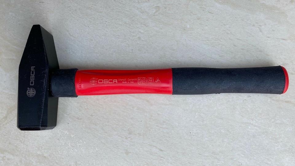 Neuer noch nie gebrauchter Hammer von OSCAR 1500 gramm schwer in Kamp-Lintfort