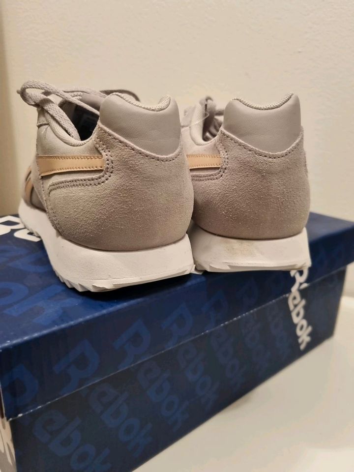 Reebok Sneaker ,NEU in Lahnau