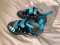 Kletterschuhe Gr. 38 La Sportiva Tarantula Woman Köln - Lindenthal Vorschau