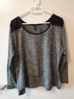 Pullover Pulli Madonna „S/M“ grau/schwarz TOP!! Nordrhein-Westfalen - Remscheid Vorschau