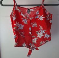 Crop Top binden S gemustert Blumen floral rot Sachsen - Bautzen Vorschau