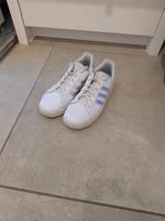 Adidas Turnschuhe gr. 38 Bayern - Hohenroth bei Bad Neustadt a d Saale Vorschau