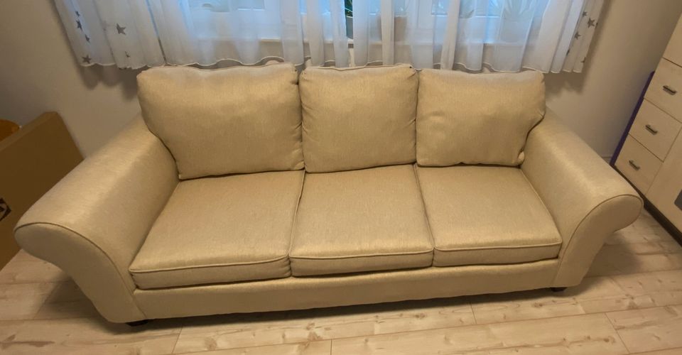 Sofa mit Schlaffunktion / Schlafsofa Landhausstil (Ivory / Creme) in Büttelborn