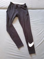 Nike Leggings schwarz Gr. S High Waist Baumwolle/ Elastan Niedersachsen - Winsen (Luhe) Vorschau