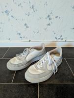Fila Schuh grau/weiß Größe 41 Hessen - Felsberg Vorschau