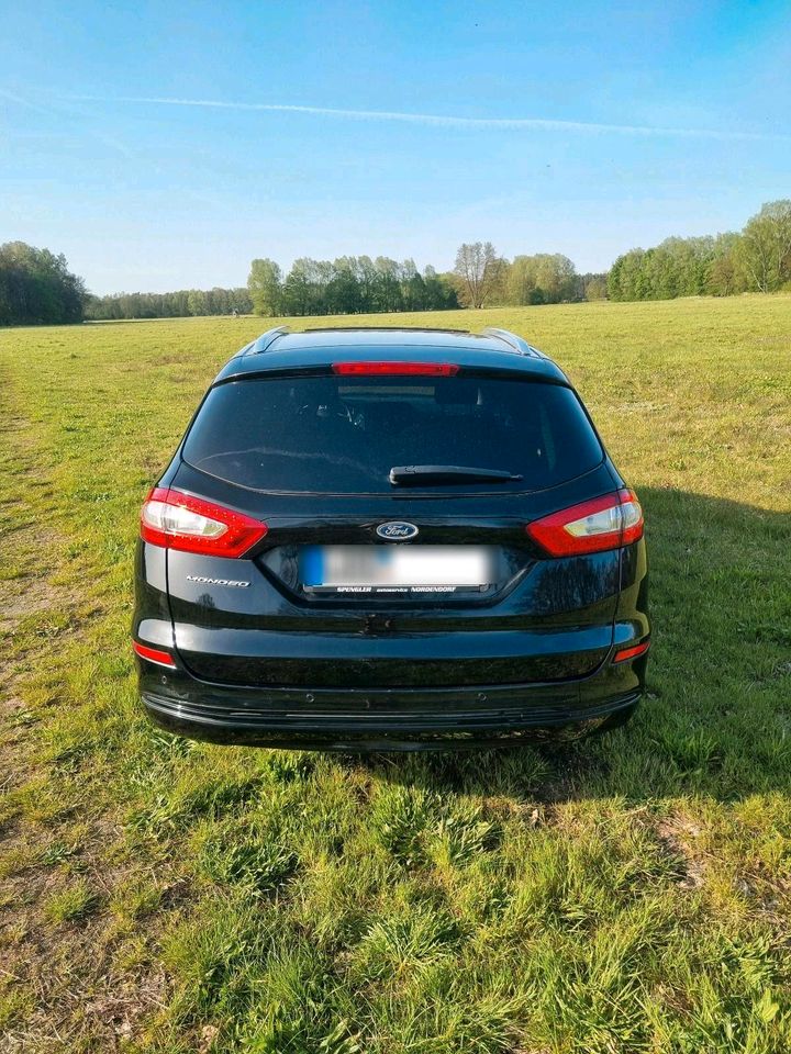 Ford Mondeo Titanium Turnier in Berkenbrück