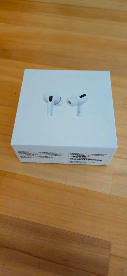 Apple Airpods Pro Bluetooth Kopfhörer in Mahlberg