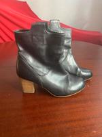 Schwarze COX Leder Stiefel Stiefeletten Größe 39 Sachsen-Anhalt - Halle Vorschau