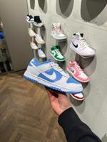 Nike Wmns Dunk Low Reverse UNC Innenstadt - Köln Altstadt Vorschau