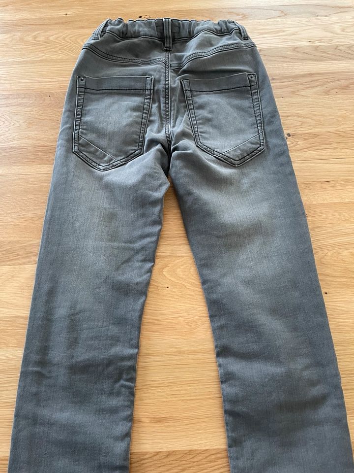 Jeans S.Oliver Gr. 170 slim TOP in Oelde